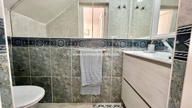 3 sovrum Hus till salu i Cabo Roig, Orihuela med pool garage - 219 995 € (Ref: 10141405)