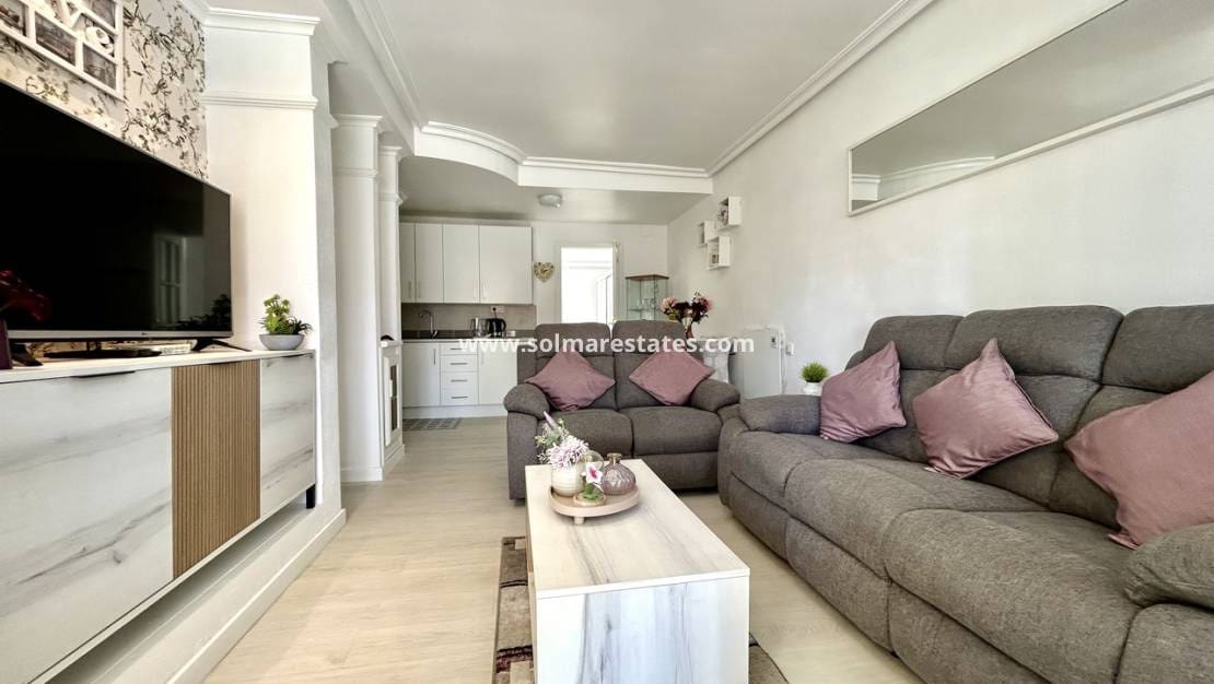 3 sovrum Hus till salu i Cabo Roig med pool garage - 219 995 € (Ref: 10141405)