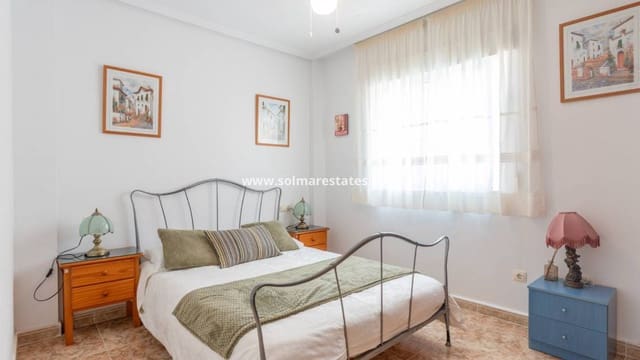 2 camera da letto Casa in vendita in Punta Prima, Orihuela con piscina - 199.500 € (Rif: 10144904)