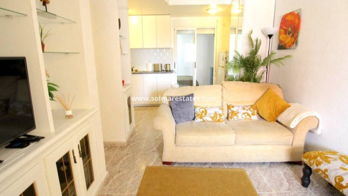 2 camera da letto Casa in vendita in Villamartin con piscina - 179.995 € (Rif: 10145319)