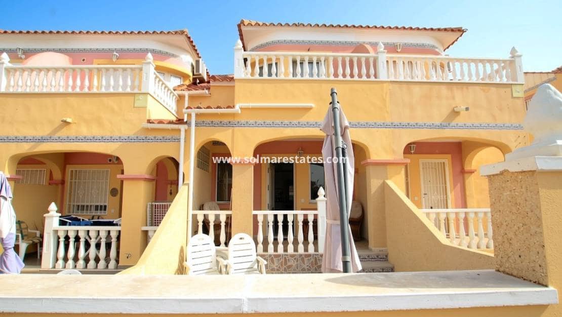 2 camera da letto Casa in vendita in Villamartin con piscina - 179.995 € (Rif: 10145319)
