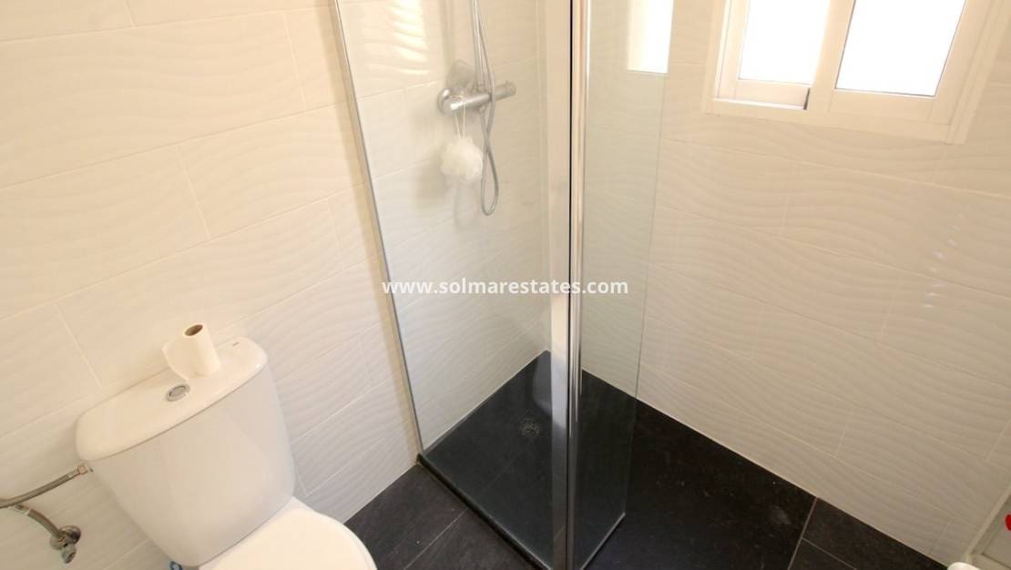 2 camera da letto Casa in vendita in Villamartin con piscina - 179.995 € (Rif: 10145319)