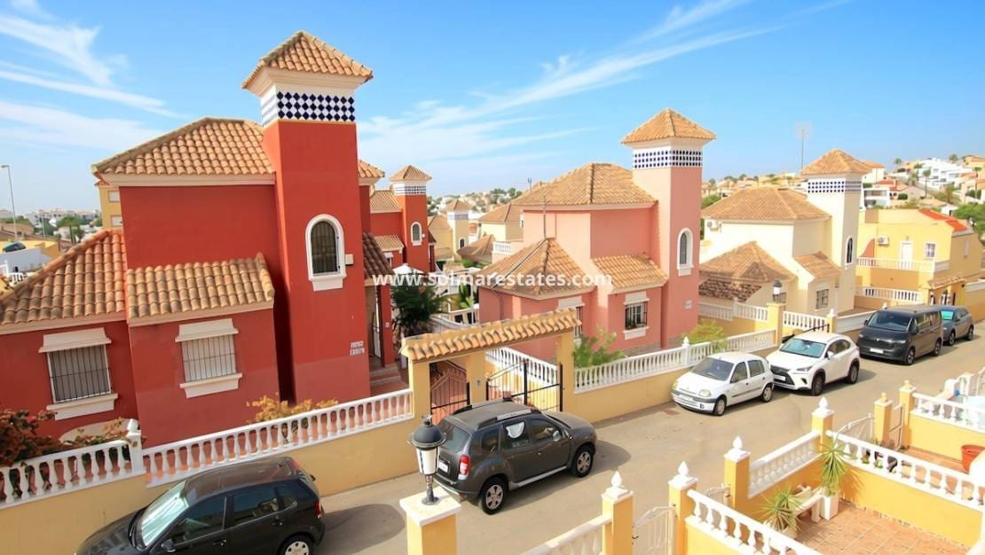 2 camera da letto Casa in vendita in Villamartin con piscina - 179.995 € (Rif: 10145319)