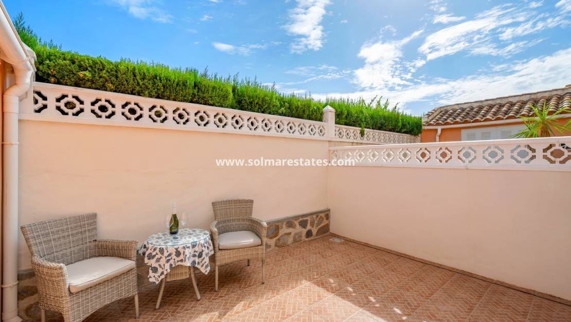 3 soveværelse Byhus til salg i Dona Pepa med swimmingpool - € 269.000 (Ref: 10145322)