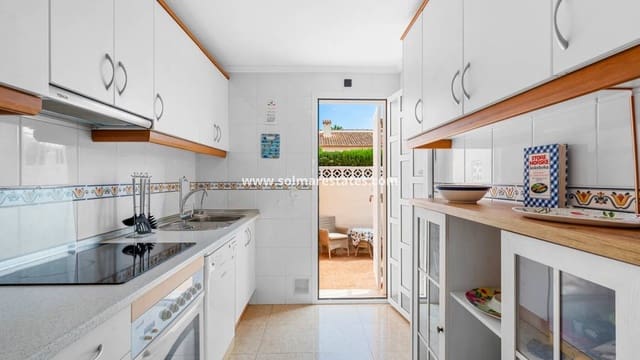 3 soveværelse Byhus til salg i Doña Pepa, Rojales med swimmingpool - € 269.000 (Ref: 10145322)