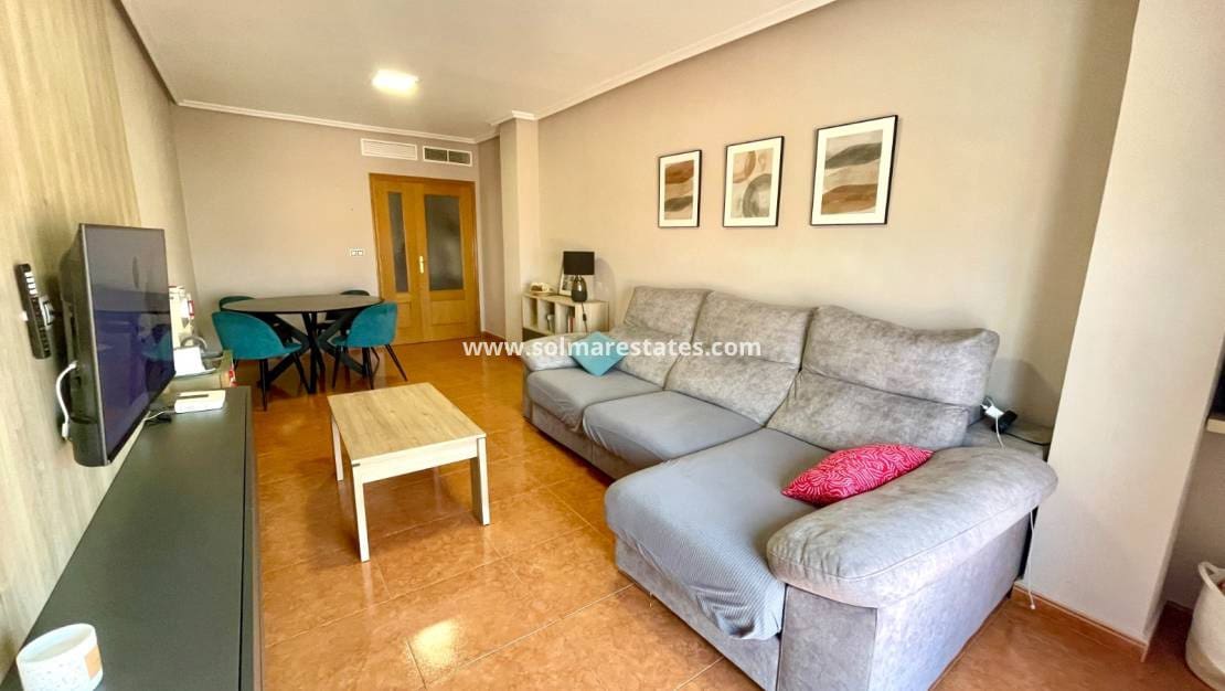 3 soveværelse Lejlighed til salg i Catral - € 146.500 (Ref: 10145323)