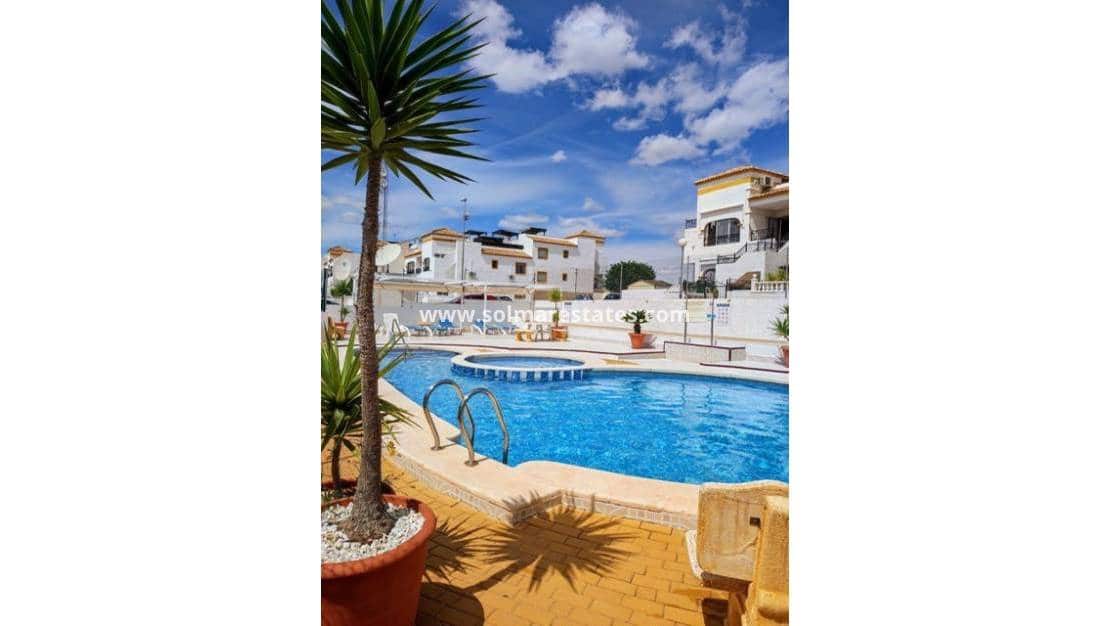2 bedroom Apartment for sale in Los Montesinos with pool - € 150,000 (Ref: 10145324)