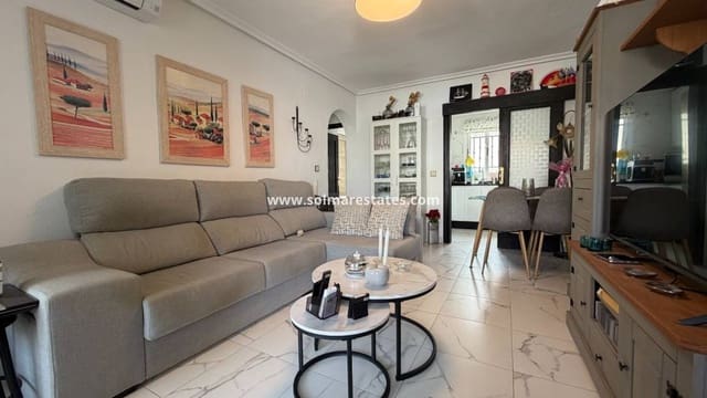 2 bedroom Apartment for sale in Los Montesinos with pool - € 150,000 (Ref: 10145324)