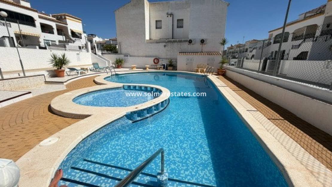 2 bedroom Apartment for sale in Los Montesinos with pool - € 150,000 (Ref: 10145324)