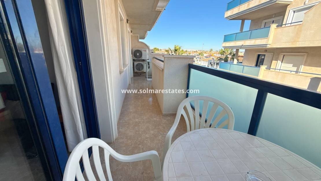 2 soveværelse Lejlighed til salg i Cabo Roig med swimmingpool garage - € 174.950 (Ref: 10145325)
