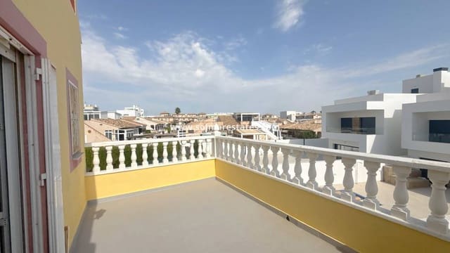 3 makuuhuone Paritalo myytävänä paikassa La Zenia, Orihuela mukana uima-altaan 
autotalli - 269 950 € (Ref: 10145326)