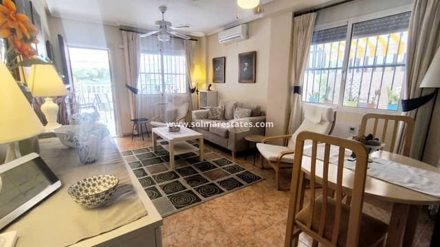 2 soverom Kjedet enebolig til salgs i Algorfa med svømmebasseng garasje - € 147 500 (Ref: 10145327)