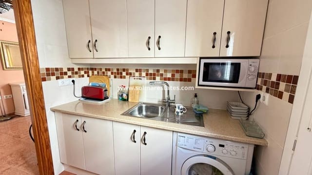 3 quarto Moradia em Banda para venda em Los Montesinos com piscina - 185 000 € (Ref: 10145330)