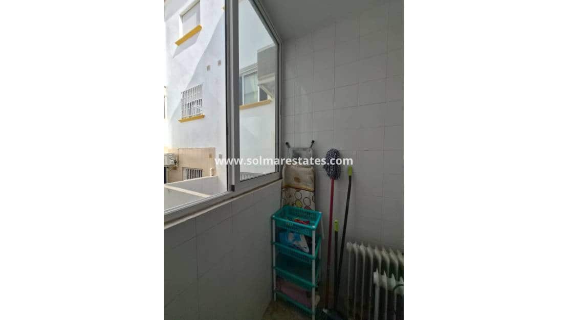 2 Zimmer Apartment zu verkaufen in Orihuela Costa mit Pool - 139.000 € (Ref: 10153949)