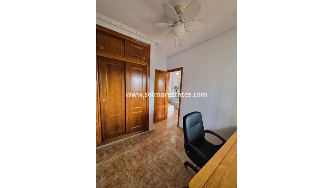 2 Zimmer Apartment zu verkaufen in Orihuela Costa mit Pool - 139.000 € (Ref: 10153949)