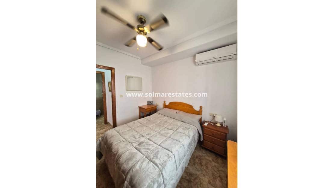 2 Zimmer Apartment zu verkaufen in Orihuela Costa mit Pool - 139.000 € (Ref: 10153949)