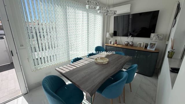 2 quarto Apartamento para venda em Los Montesinos com piscina - 155 000 € (Ref: 10153950)