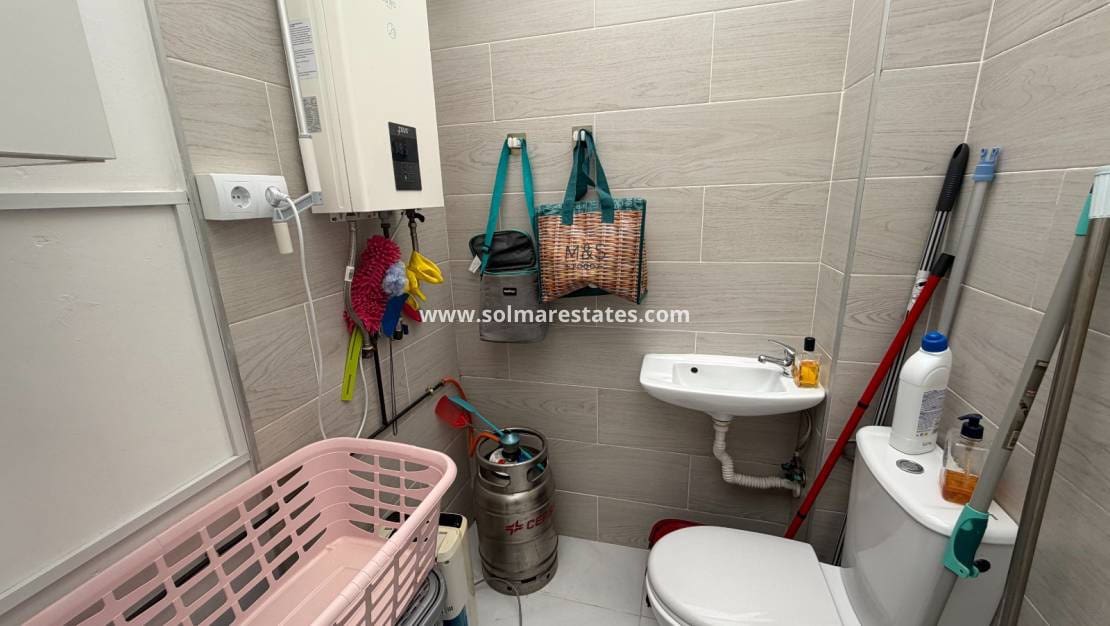 2 quarto Apartamento para venda em Los Montesinos com piscina - 155 000 € (Ref: 10153950)