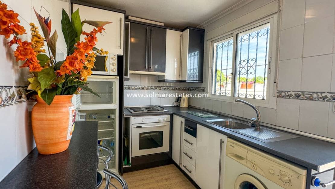 2 chambre Maison de Ville à vendre à Playa Flamenca avec piscine - 180 000 € (Ref: 10158437)