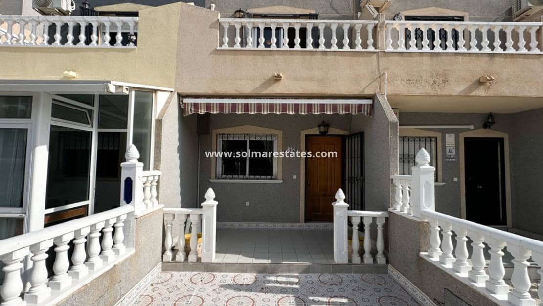 2 chambre Maison de Ville à vendre à Playa Flamenca avec piscine - 180 000 € (Ref: 10158437)