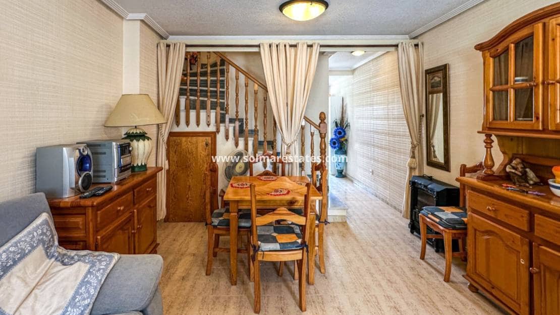 2 chambre Maison de Ville à vendre à Playa Flamenca avec piscine - 180 000 € (Ref: 10158437)