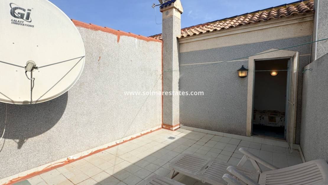 2 chambre Maison de Ville à vendre à Playa Flamenca avec piscine - 180 000 € (Ref: 10158437)