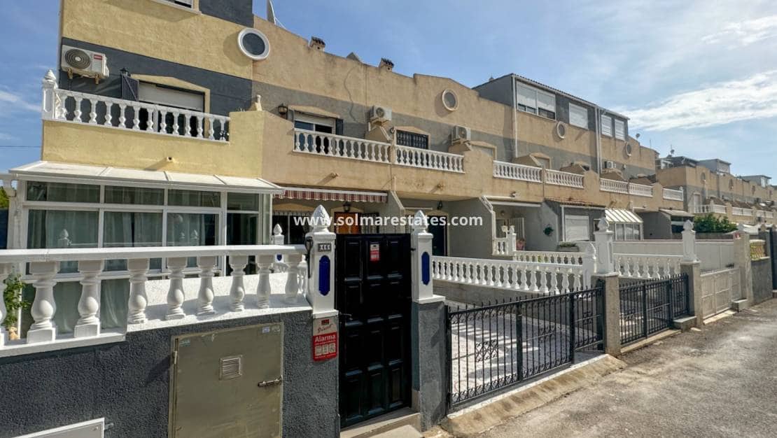 2 chambre Maison de Ville à vendre à Playa Flamenca avec piscine - 180 000 € (Ref: 10158437)
