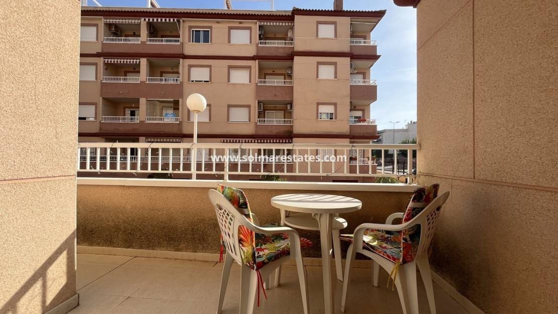 2 sypialnia Apartament na sprzedaż w Algorfa z basenem garażem - 120 000 € (Ref: 10159964)