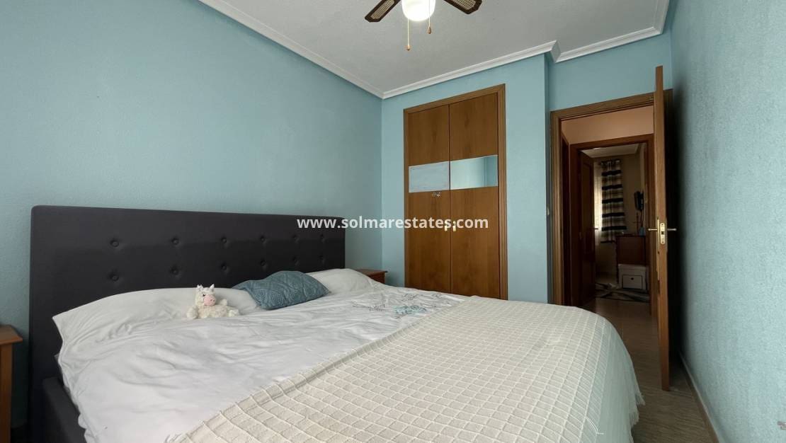 2 bedroom Apartment for sale in Algorfa with pool - € 155,000 (Ref: 10159965)