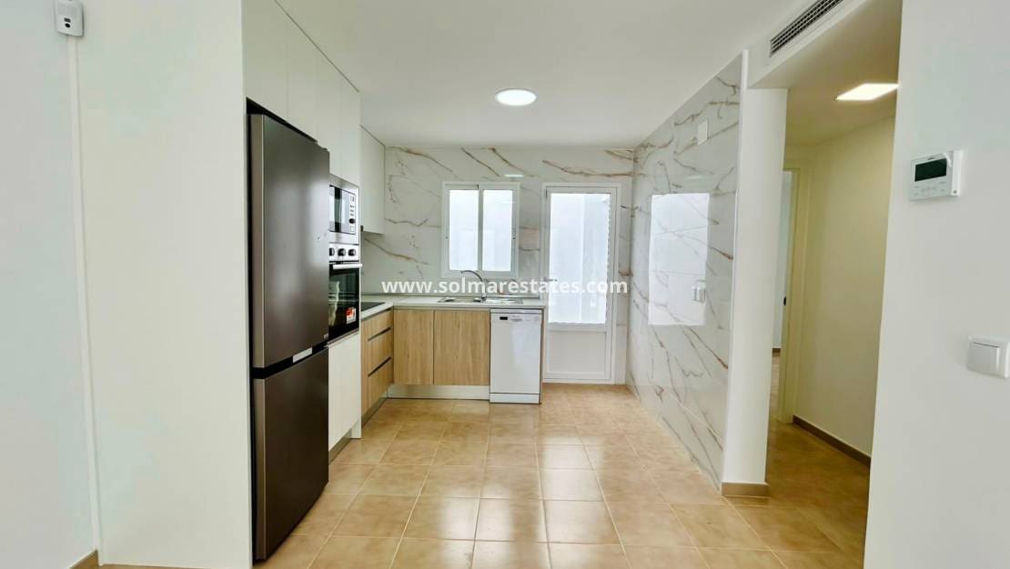 2 slaapkamer Bungalow te koop in La Siesta - € 159.950 (Ref: 10160089)