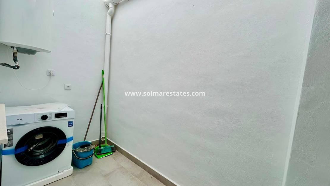 2 slaapkamer Bungalow te koop in La Siesta - € 159.950 (Ref: 10160089)