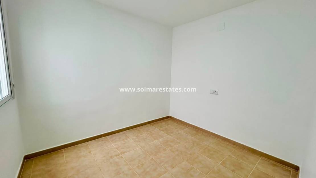 2 slaapkamer Bungalow te koop in La Siesta - € 159.950 (Ref: 10160089)