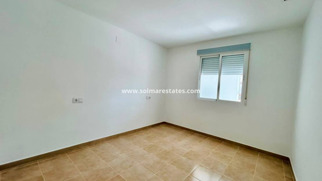 2 slaapkamer Bungalow te koop in La Siesta - € 159.950 (Ref: 10160089)