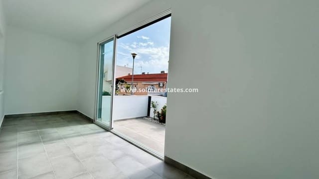 2 slaapkamer Bungalow te koop in La Siesta, Torrevieja - € 159.950 (Ref: 10160089)
