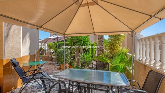 3 sypialnia Dom na sprzedaż w Villamartin, Orihuela z basenem garażem - 265 000 € (Ref: 10160090)