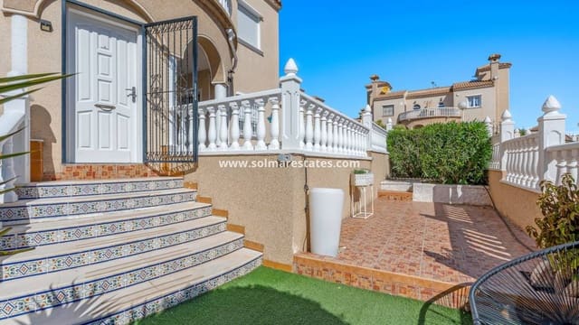 3 sypialnia Dom na sprzedaż w Villamartin, Orihuela z basenem garażem - 265 000 € (Ref: 10160090)