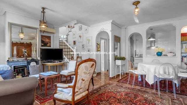 3 sypialnia Dom na sprzedaż w Villamartin, Orihuela z basenem garażem - 265 000 € (Ref: 10160090)