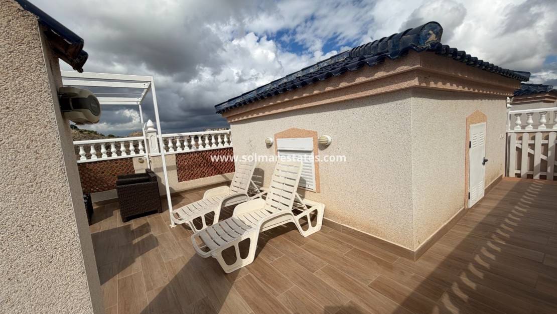 2 soveværelse Lejlighed til salg i La Marquesa med swimmingpool garage - € 159.900 (Ref: 10160092)