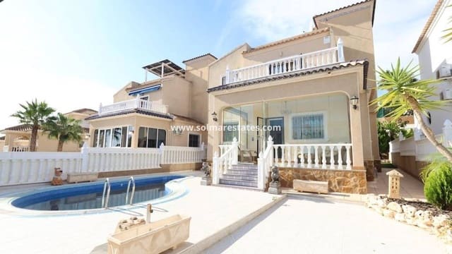 3 Zimmer Villa zu verkaufen in Villamartin, Orihuela mit Pool Garage - 360.000 € (Ref: 10165360)
