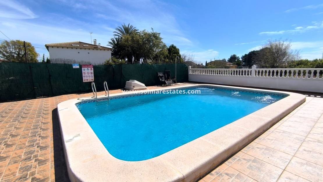 2 sovrum Lägenhet till salu i San Bartolome med pool - 92 000 € (Ref: 10165428)