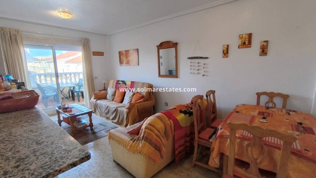 2 sovrum Lägenhet till salu i San Bartolome med pool - 92 000 € (Ref: 10165428)
