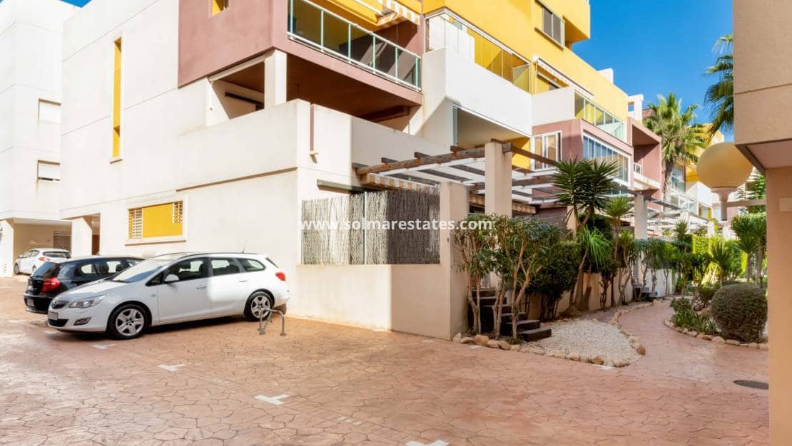2 sypialnia Apartament na sprzedaż w Playa Flamenca z basenem garażem - 210 000 € (Ref: 10165430)