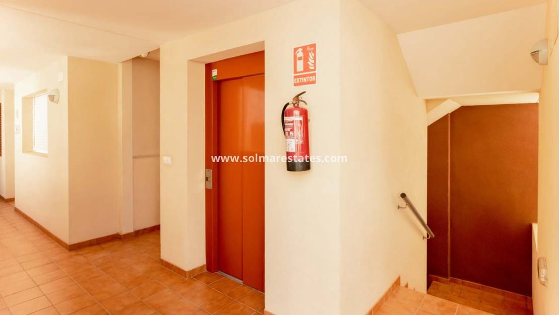 2 sypialnia Apartament na sprzedaż w Playa Flamenca z basenem garażem - 210 000 € (Ref: 10165430)