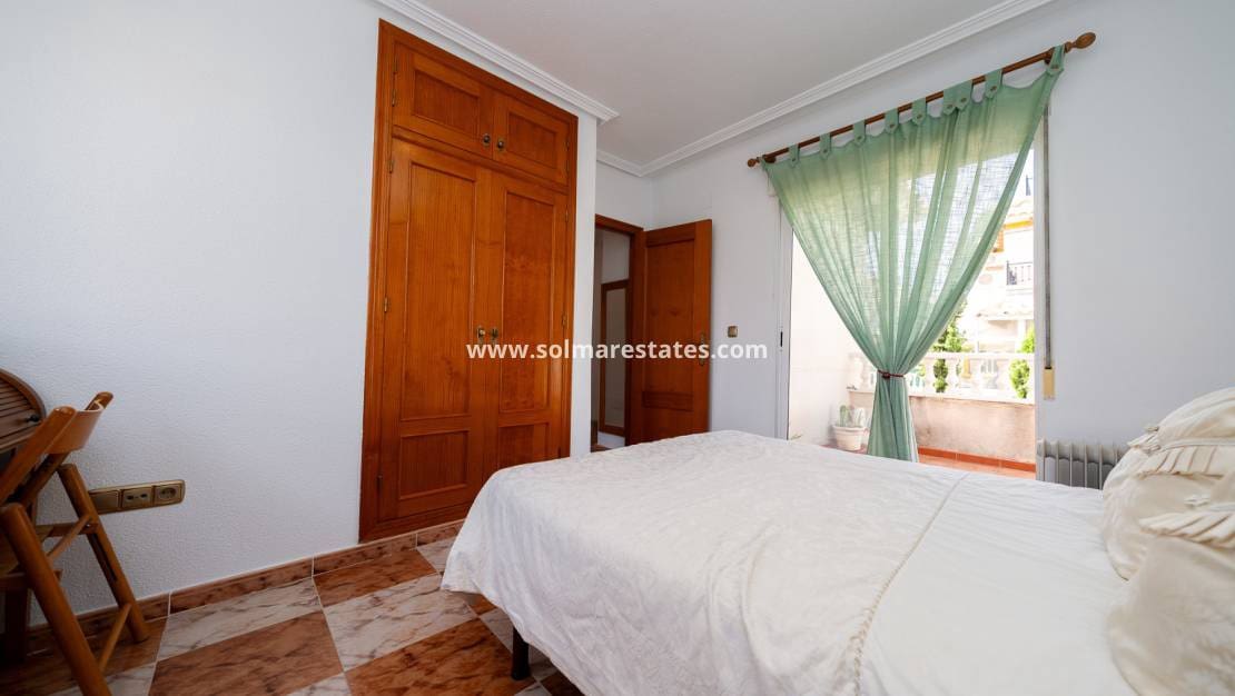 3 bedroom Villa for sale in Playa Flamenca with pool - € 529,900 (Ref: 10165431)