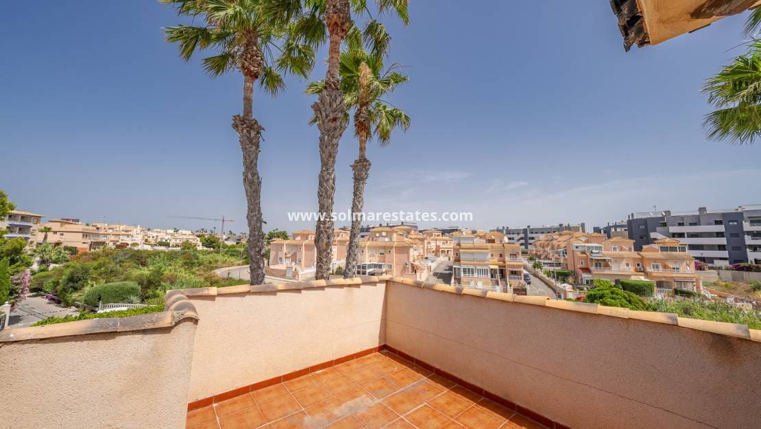 3 bedroom Villa for sale in Playa Flamenca with pool - € 529,900 (Ref: 10165431)