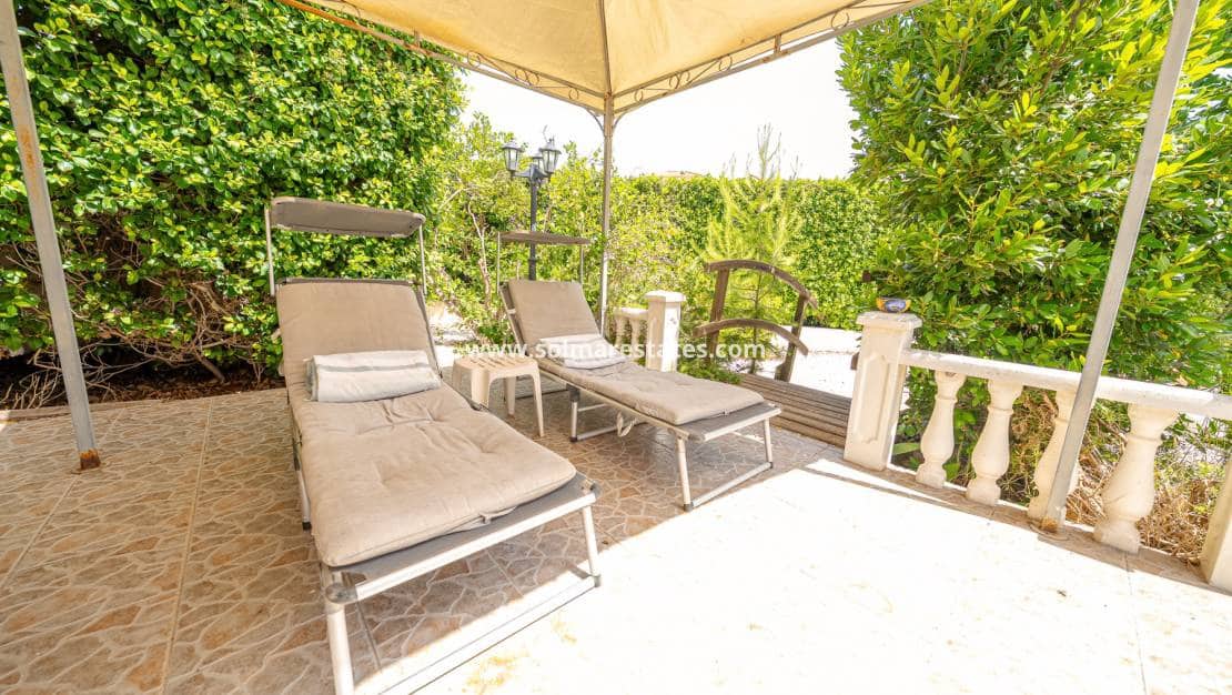 3 bedroom Villa for sale in Playa Flamenca with pool - € 529,900 (Ref: 10165431)