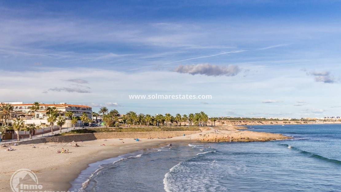 2 soveværelse Lejlighed til salg i Playa Flamenca med swimmingpool garage - € 239.000 (Ref: 10165432)