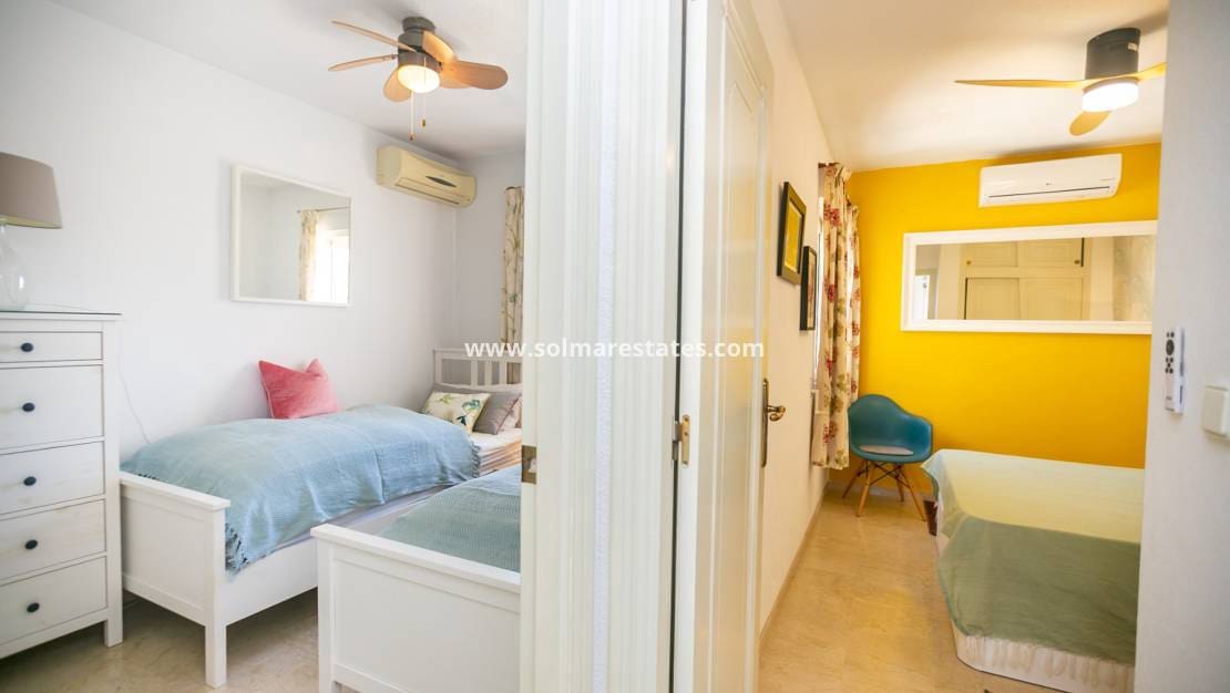 2 quarto Apartamento para venda em Playa Flamenca com piscina - 239 000 € (Ref: 10165433)