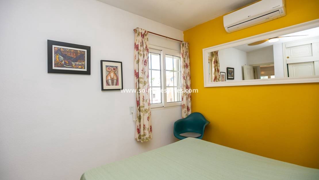 2 quarto Apartamento para venda em Playa Flamenca com piscina - 239 000 € (Ref: 10165433)
