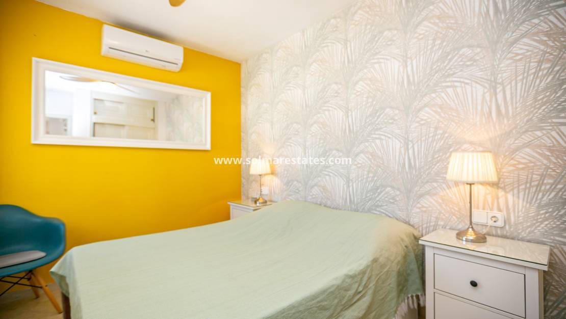 2 quarto Apartamento para venda em Playa Flamenca com piscina - 239 000 € (Ref: 10165433)